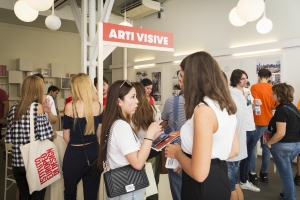 Studenti chiedono nformazioni